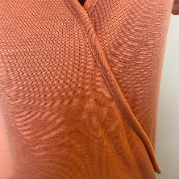 FREE PEOPLE NWT ‘Hoffman Surplice Tee” Coral Size XS - Picture 7 of 10